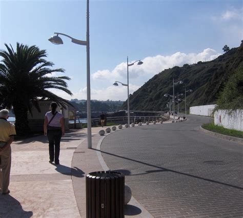 Webcam de Candás: Paseo Marítimo de Candás y Perlora